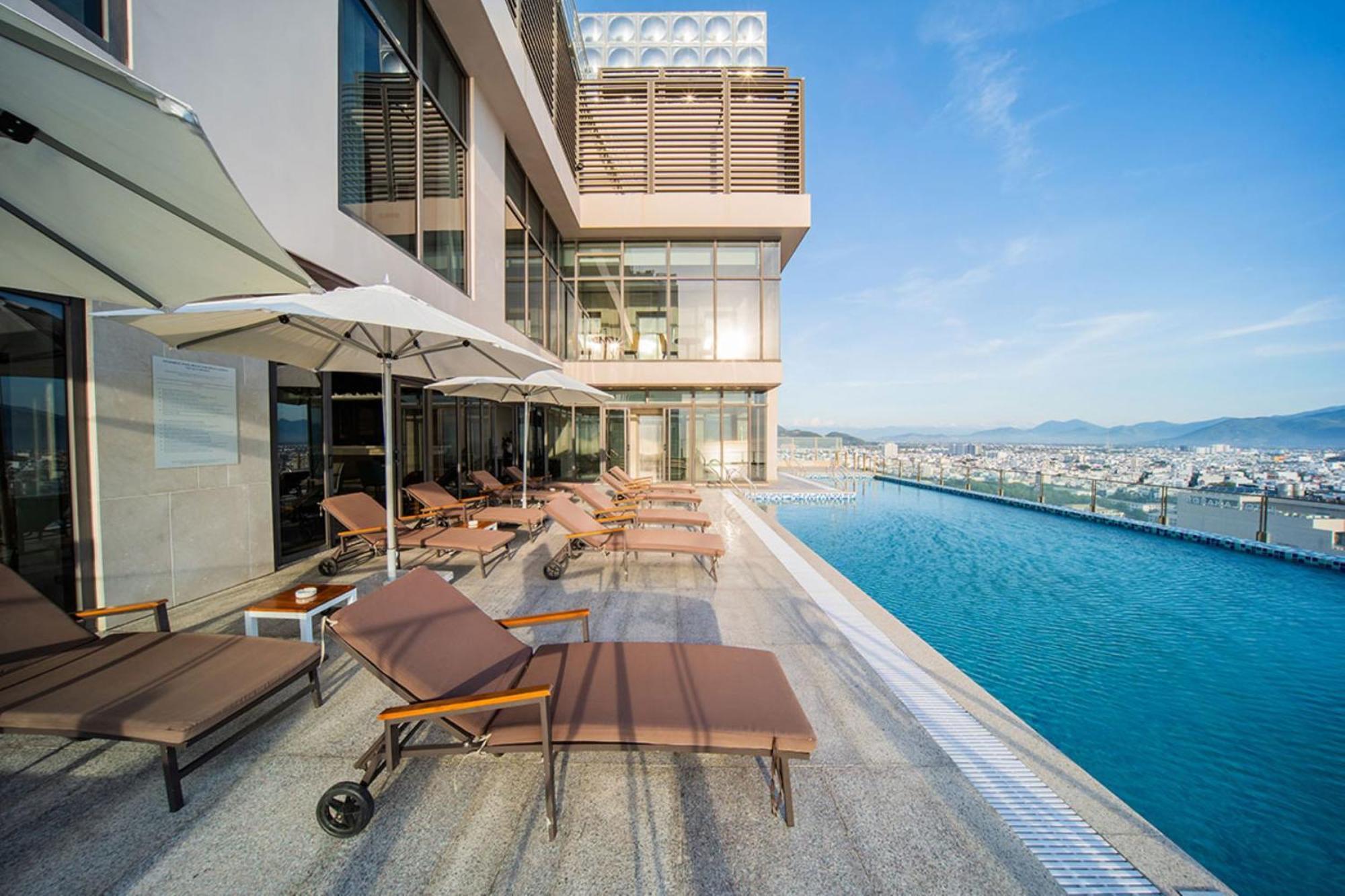 Green Beach Hotel Nha Trang Exterior photo